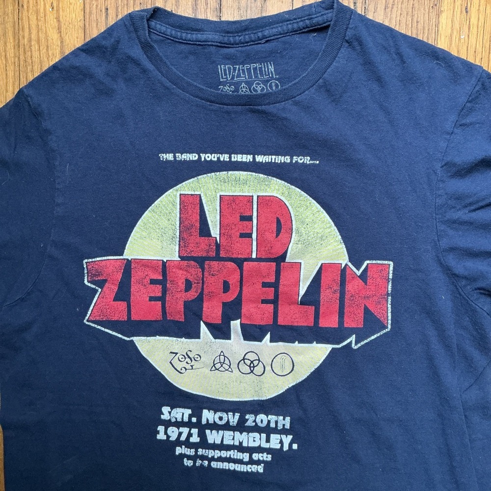 Led Zeppelin Graphic Band Tee "1971 Wembley" Adult S Authentic Rock T-shirt Sm.